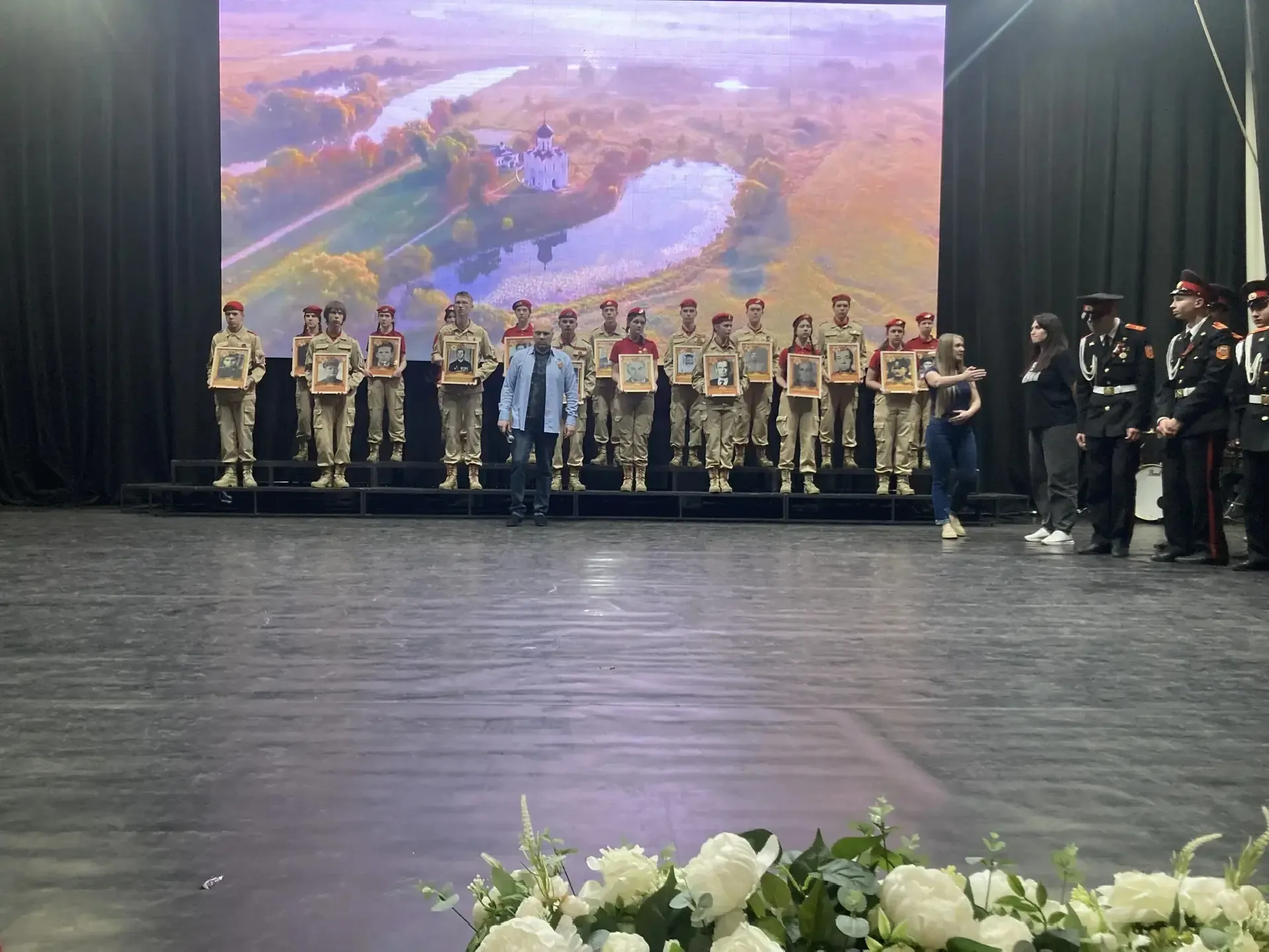🎖️ Юнармейцы нашей гимназии — на главном концерте Победы! 9 мая наши юнармейцы приняли участие в пра