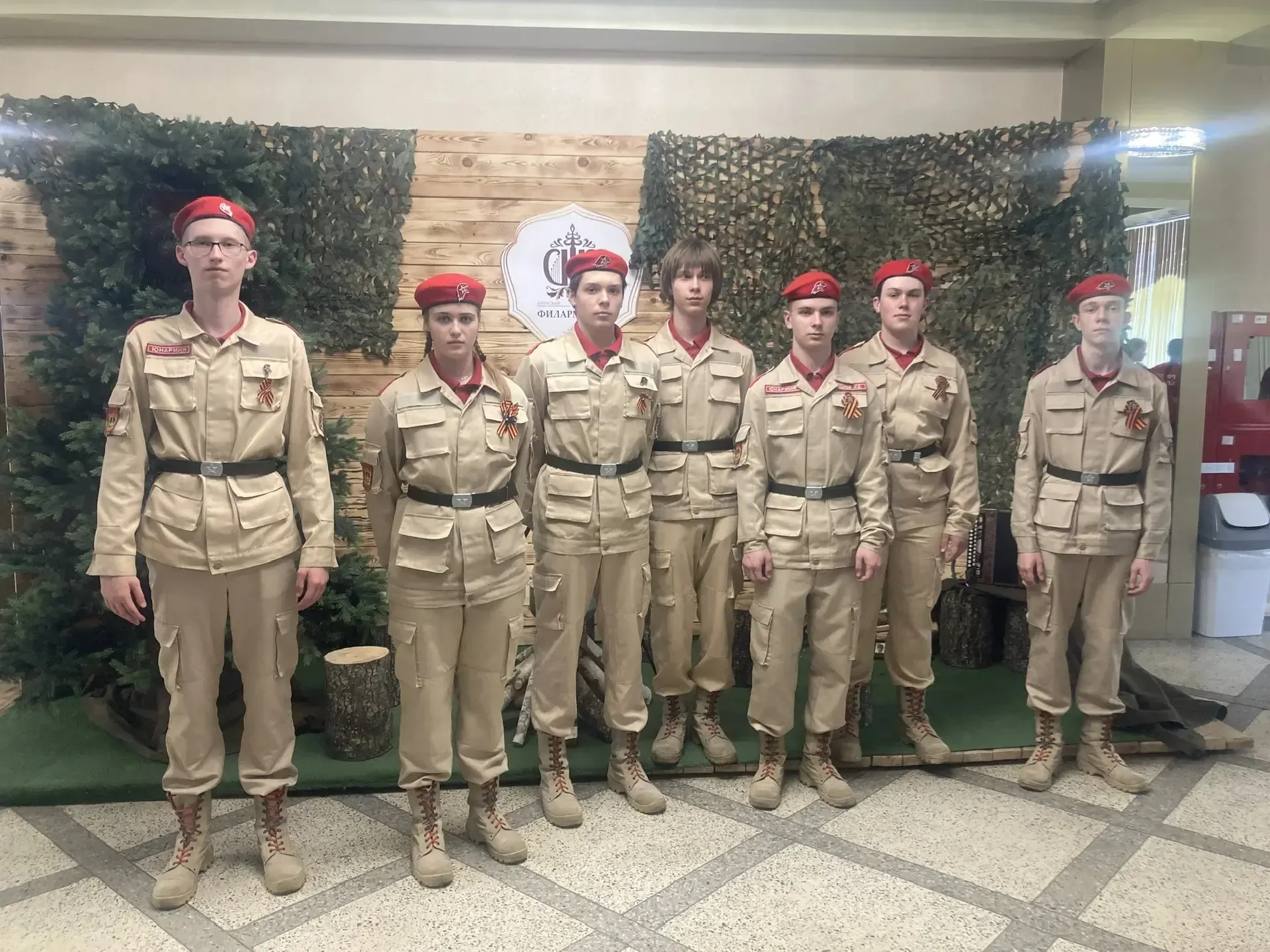 🎖️ Юнармейцы нашей гимназии — на главном концерте Победы! 9 мая наши юнармейцы приняли участие в пра