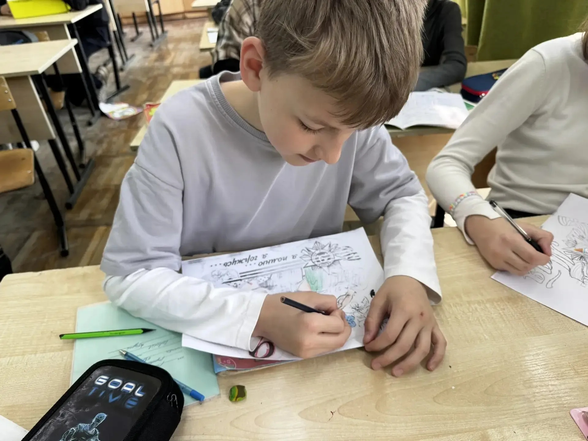 🎖️ Готовимся к Дню Победы!  Ученики 4 «Д» класса с большим трепетом и уважением подошли к подготовке
