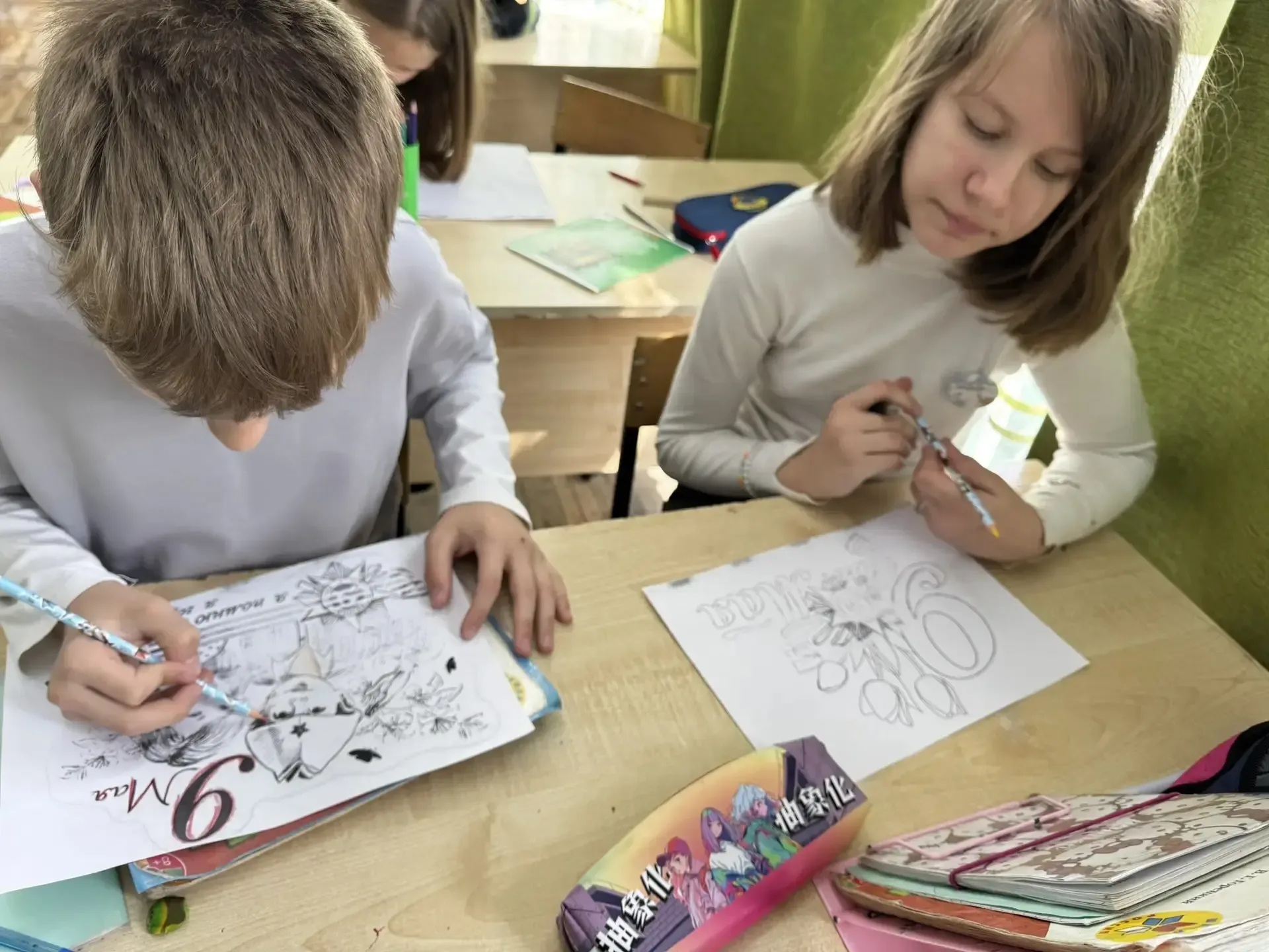 🎖️ Готовимся к Дню Победы!  Ученики 4 «Д» класса с большим трепетом и уважением подошли к подготовке