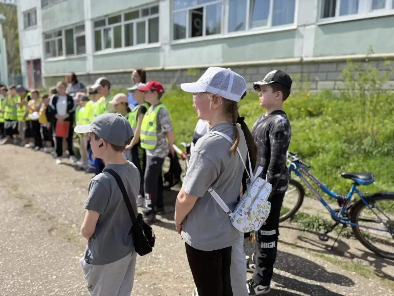 🚦✨ Сегодня наши Юные инспекторы движения достойно представили школу на муниципальном конкурсе «Безоп