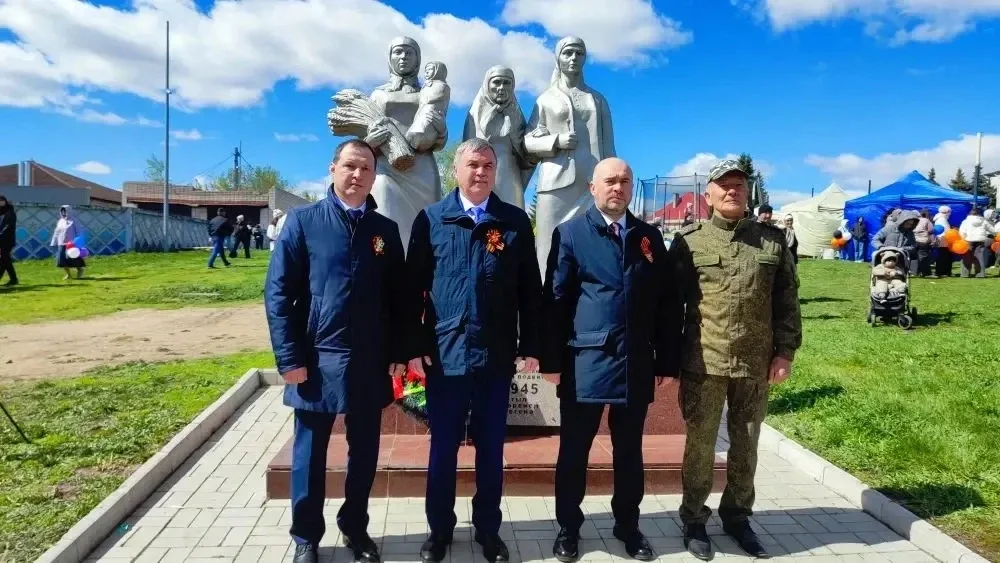 📸 Праздничные кадры с парада Победы 🎗️, который  прошел сегодня в с. Тюлячи