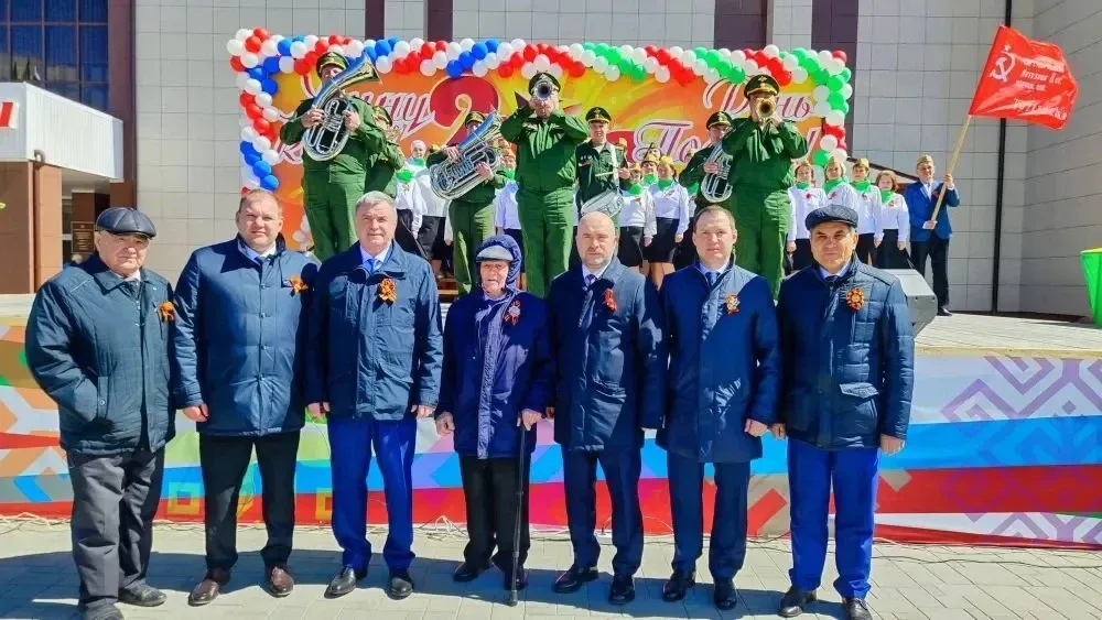 📸 Праздничные кадры с парада Победы 🎗️, который  прошел сегодня в с. Тюлячи
