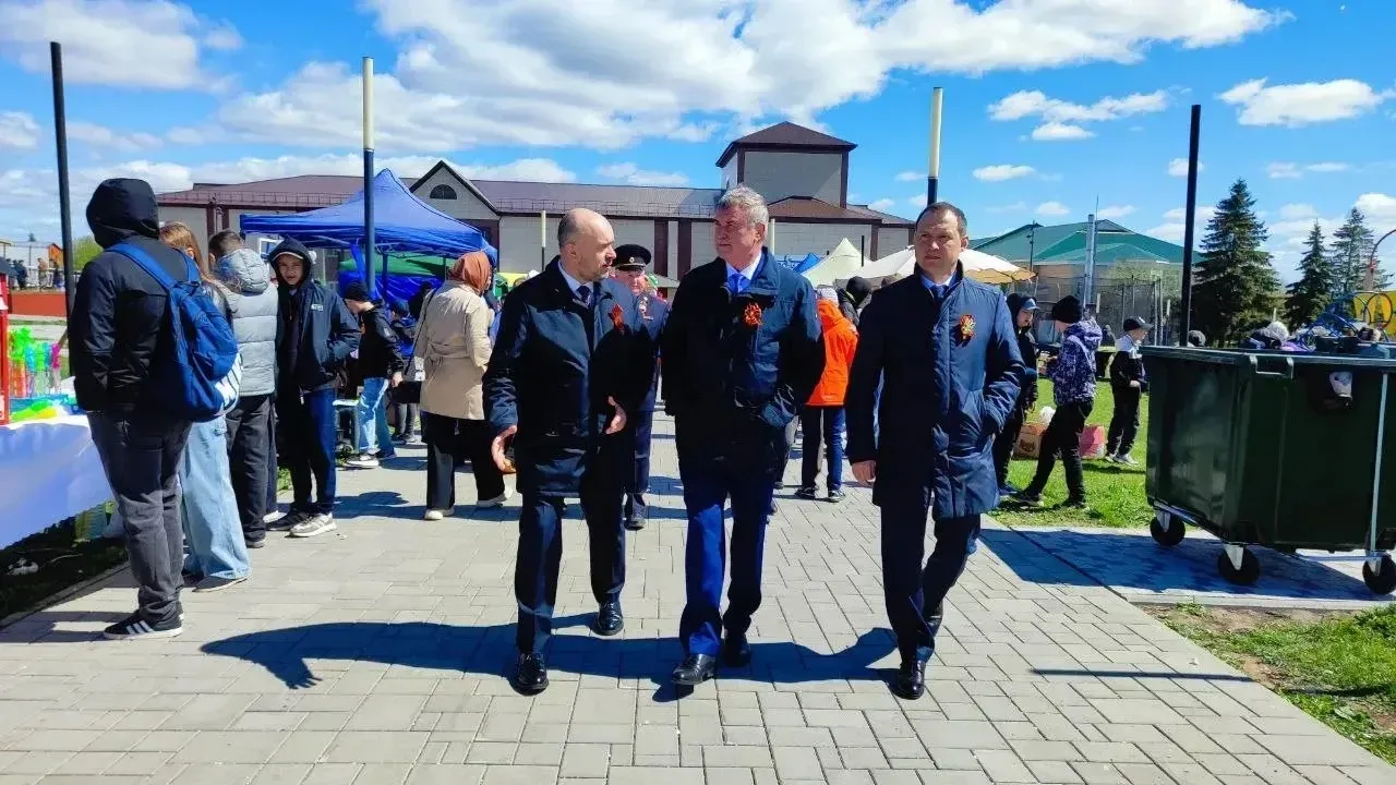 📸 Праздничные кадры с парада Победы 🎗️, который  прошел сегодня в с. Тюлячи