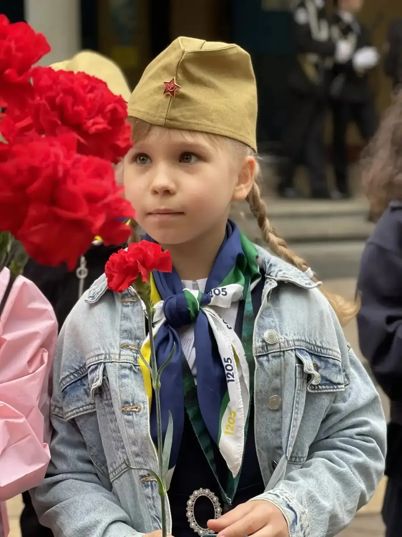 8 мая — день, наполненный особым смыслом.  В здании «Единство», у памятника Защитникам Москвы, сегод