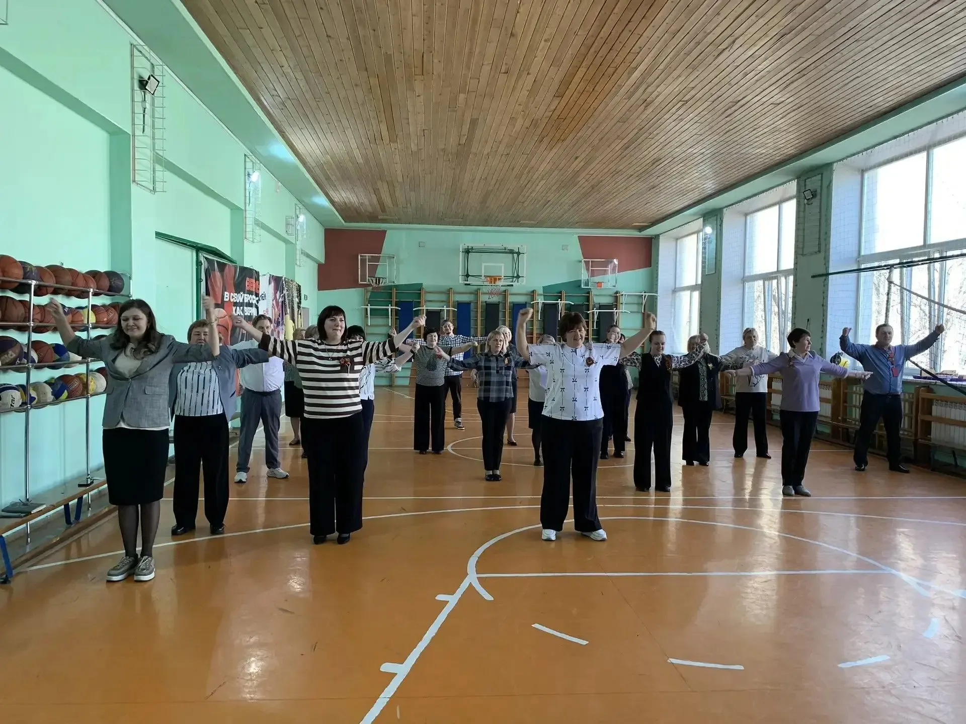 Сегодня в рамках проведения Месячника по охране труда для педагогического состава была организована 