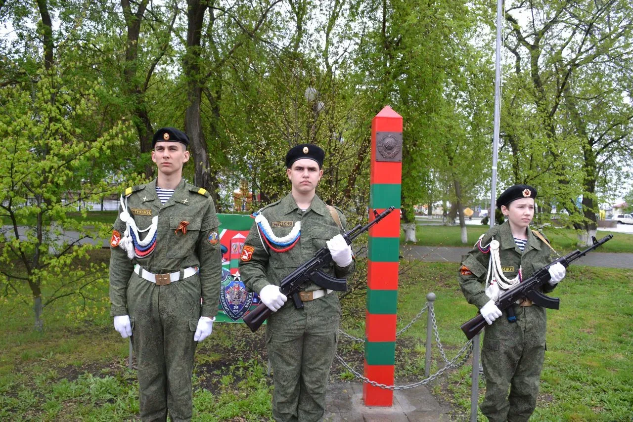 🇷🇺Торжество чести: кадеты на митинге ко Дню Победы  ⭐Курсанты кадетского класса "Стрижи" Бердюжской 