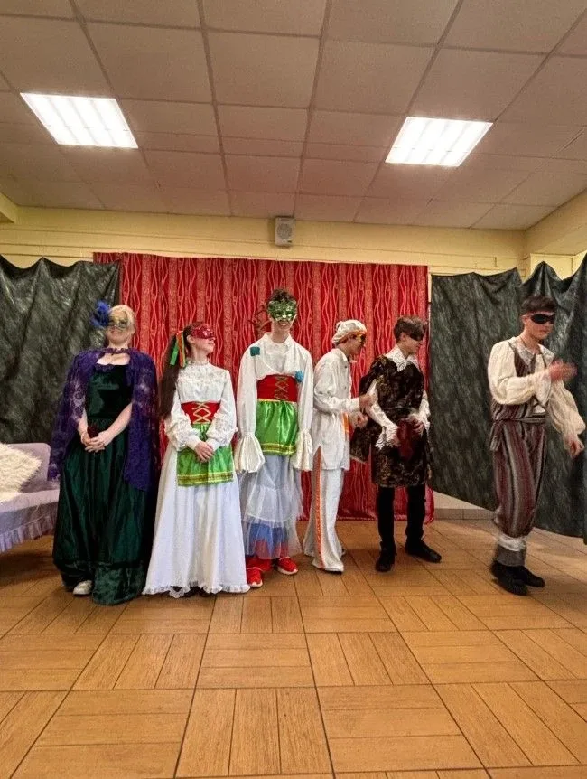 ЗАВЕРШЕНИЕ ТЕАТРАЛЬНОГО СЕЗОНА ТЕАТРА ИСТОРИЧЕСКИХ МИНИАТЮР🎭 Гимназия завершает очередной театральны