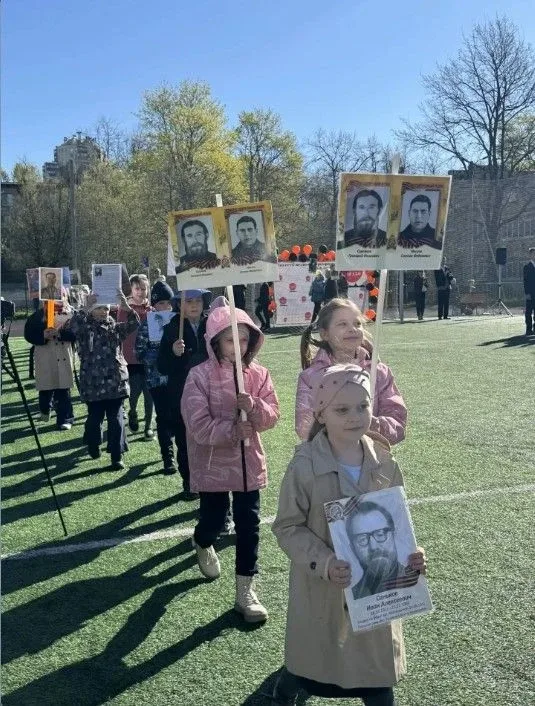 БЕССМЕРТНЫЙ ПОЛК ГИМНАЗИИ🔥👏 #БессмертныйПолк #ДеньПобеды #ГБОУгимназия116Акция #ЭхоПобеды #Навигатор