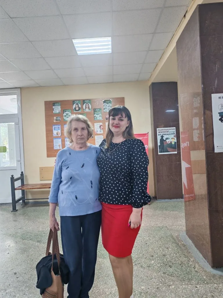 Сегодня в нашей школе был важный гость - Захарова Нина Андреевна. Это человек-легенда. Нина Андреевн