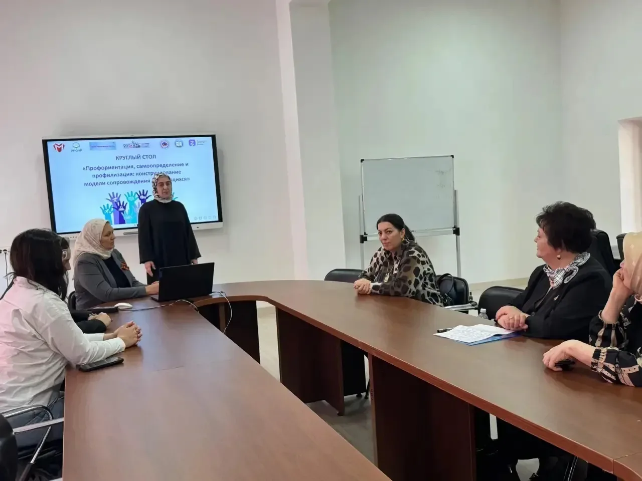 Директор МКОУ «СОШ №6» города Черкесска Галина Васильевна Клименко приняла участие в III Межрегионал