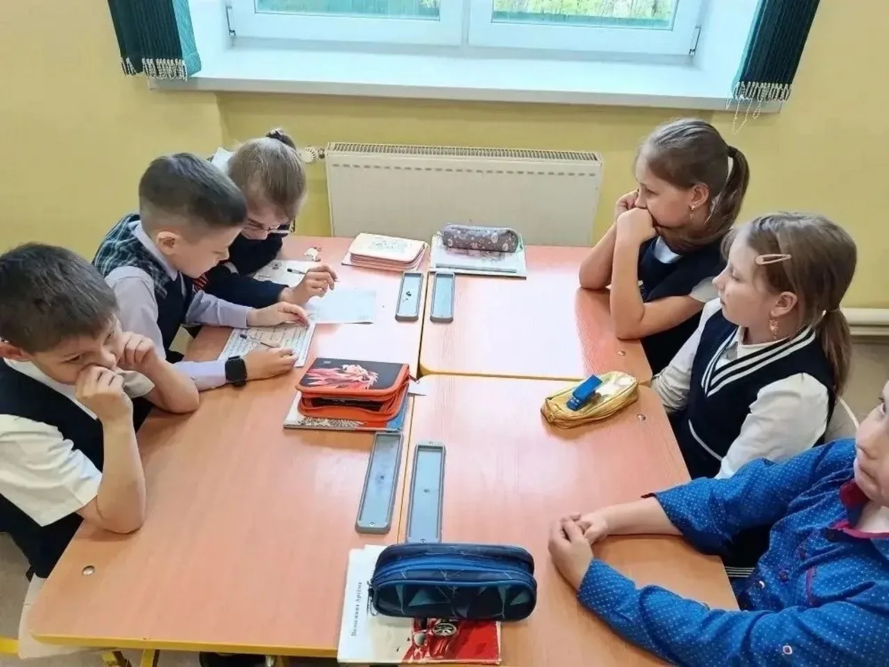 В преддверии Международного дня музеев наши обучающие доказали: ходить в музей — это круто, но знать