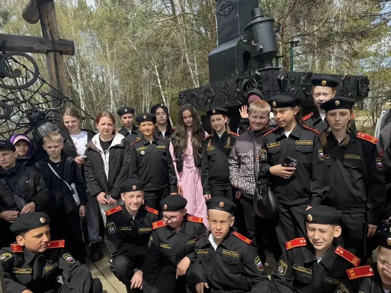 Наши обучающиеся вместе с ребятами из Шиткинской центральной детской библиотеки имени Зои Космодемья