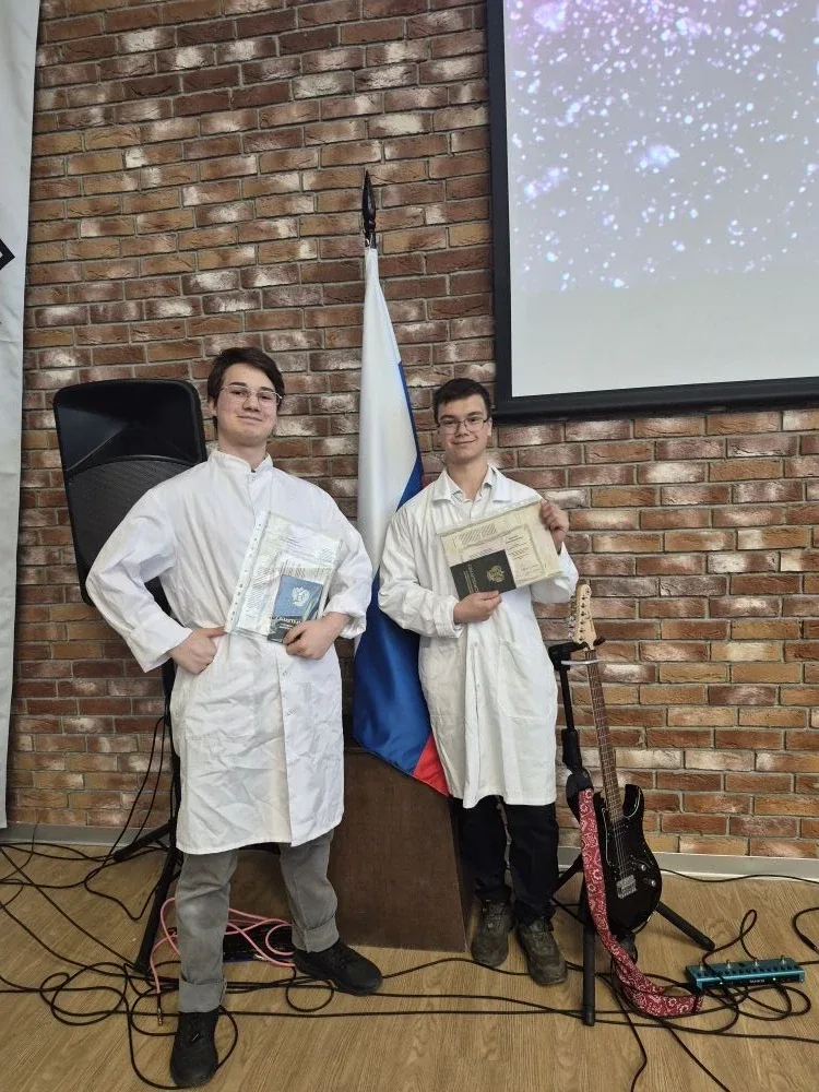 Выпускной у ПРОФИ  🎓В конце апреля девятиклассники получили свои первые свидетельства о профессии. Т