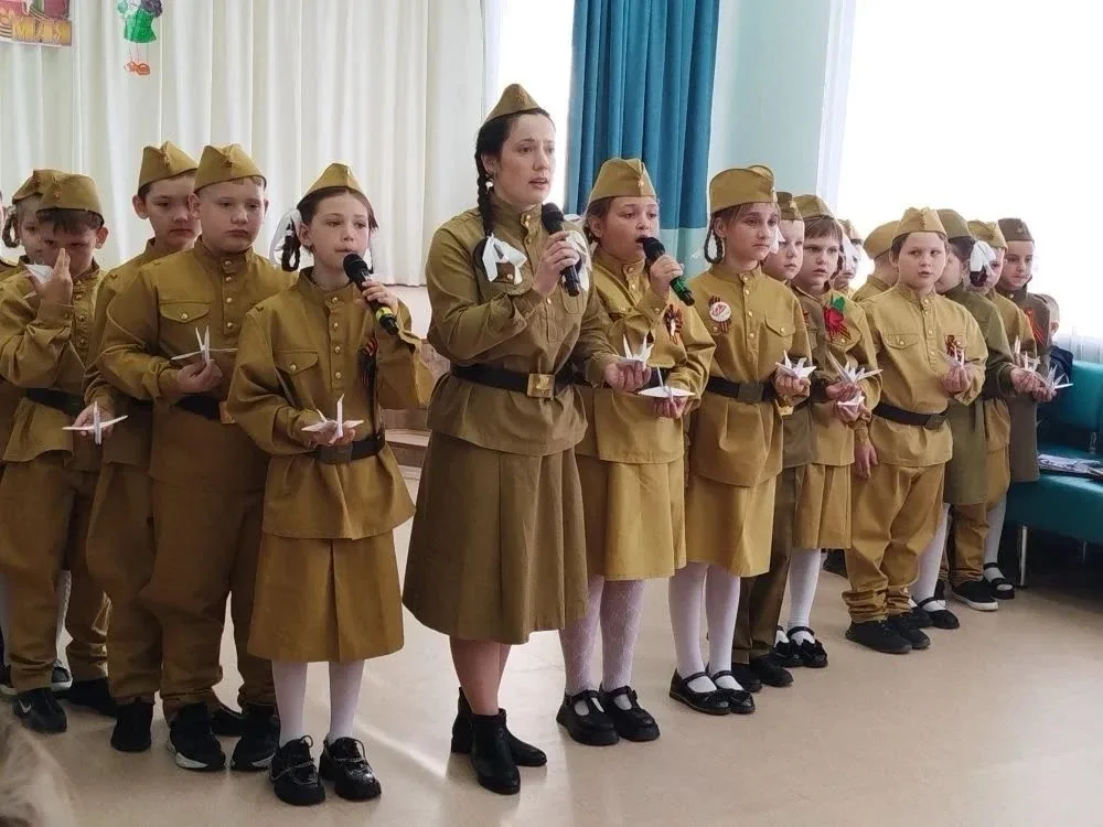 Торжественная линейка, посвященная 81-й годовщине Великой Победы В Казанской начальной школе  состоя