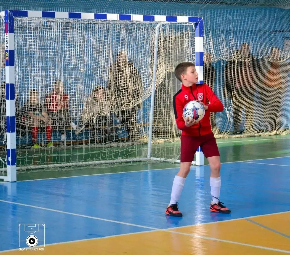⚽️Итоги общешкольного фотоконкурса «Мой футбол!»: 🏅Бородин Ярослав 6 "В" класс; 🏅Коломейцев Тимофей 