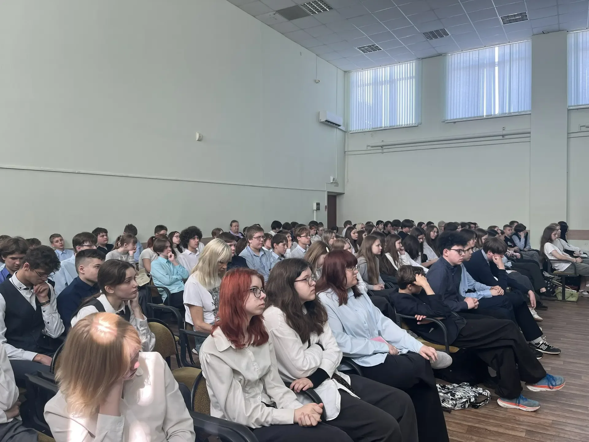 🚂 Безопасность на железной дороге: говорим о самом важном с 8‑ми классами! 🚂  Сегодня для учащихся 8