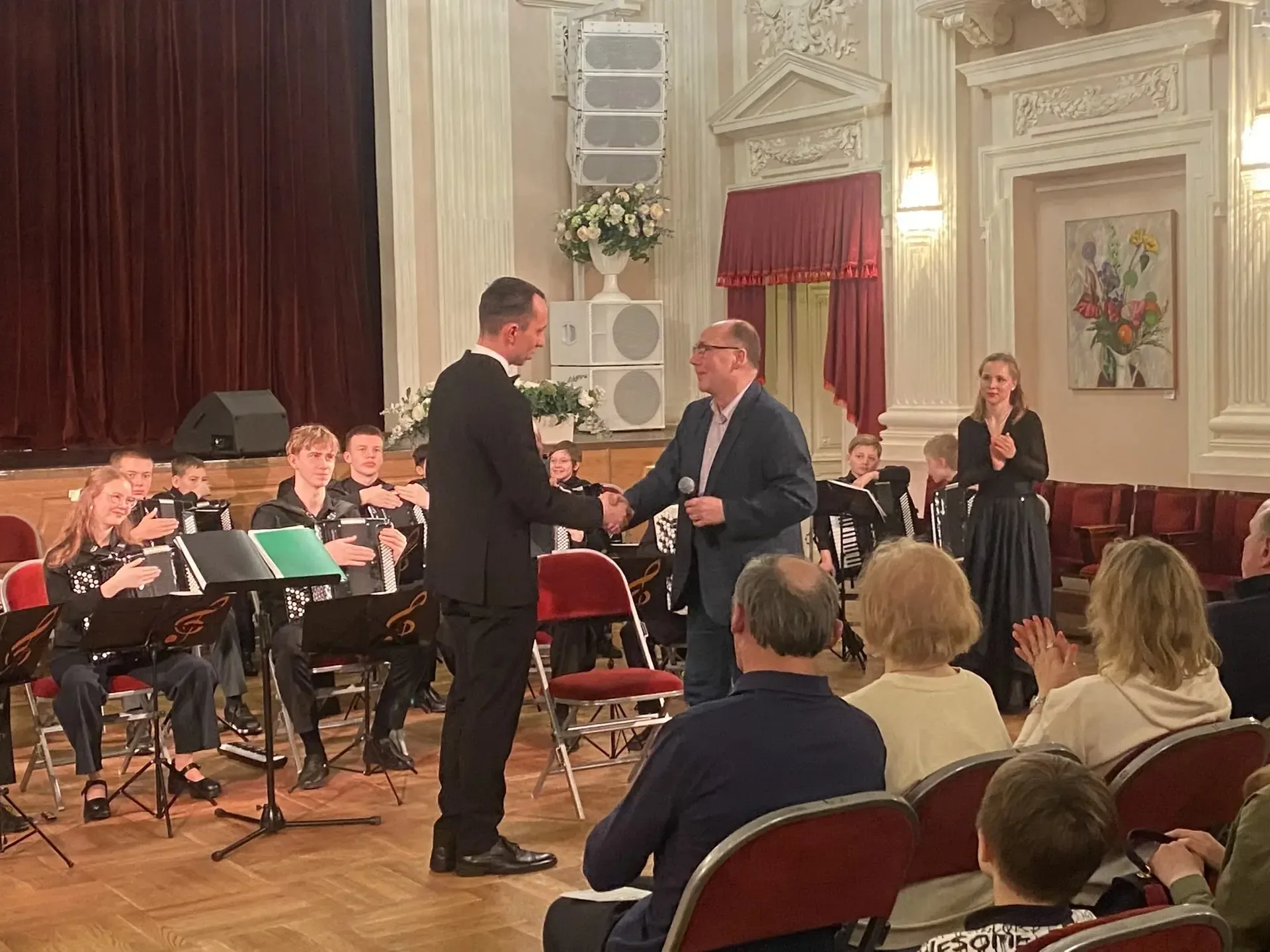 «Невские гармошечки» устроили праздник души! 🎶👏   📌26 апреля Наш оркестр «Невские гармошечки» наконе