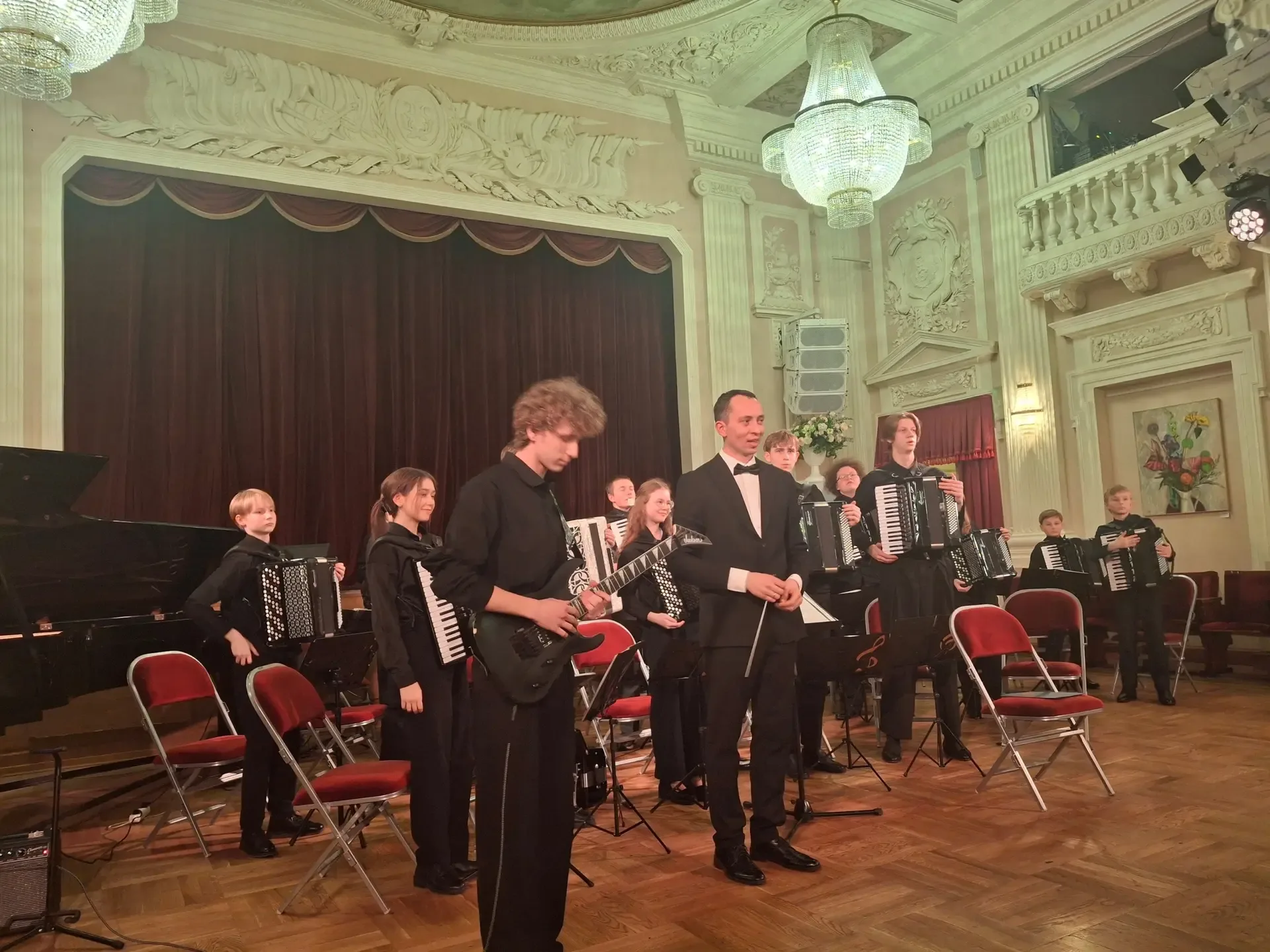 «Невские гармошечки» устроили праздник души! 🎶👏   📌26 апреля Наш оркестр «Невские гармошечки» наконе