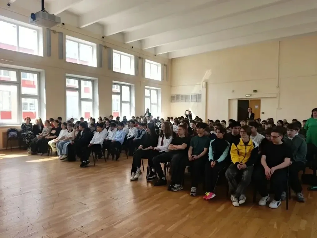 🔥Перекличка памяти   В нашей школе прошла трогательная «Перекличка памяти» — тематическая инсцениров