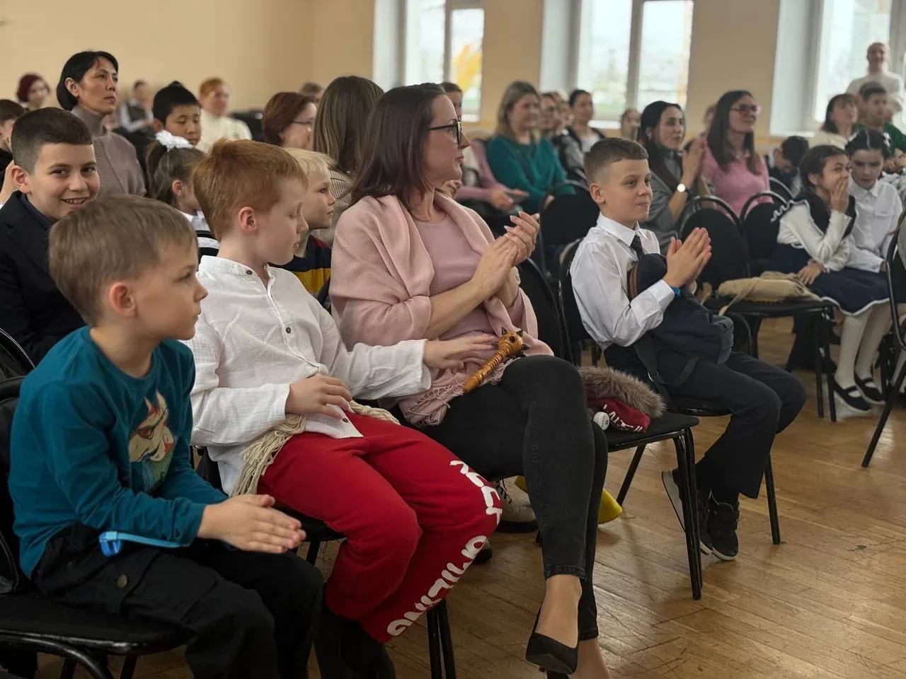🍂 «Твое слово. Есенин»: как это было?  27 апреля в нашей школе прошёл долгожданный конкурс чтецов «Т