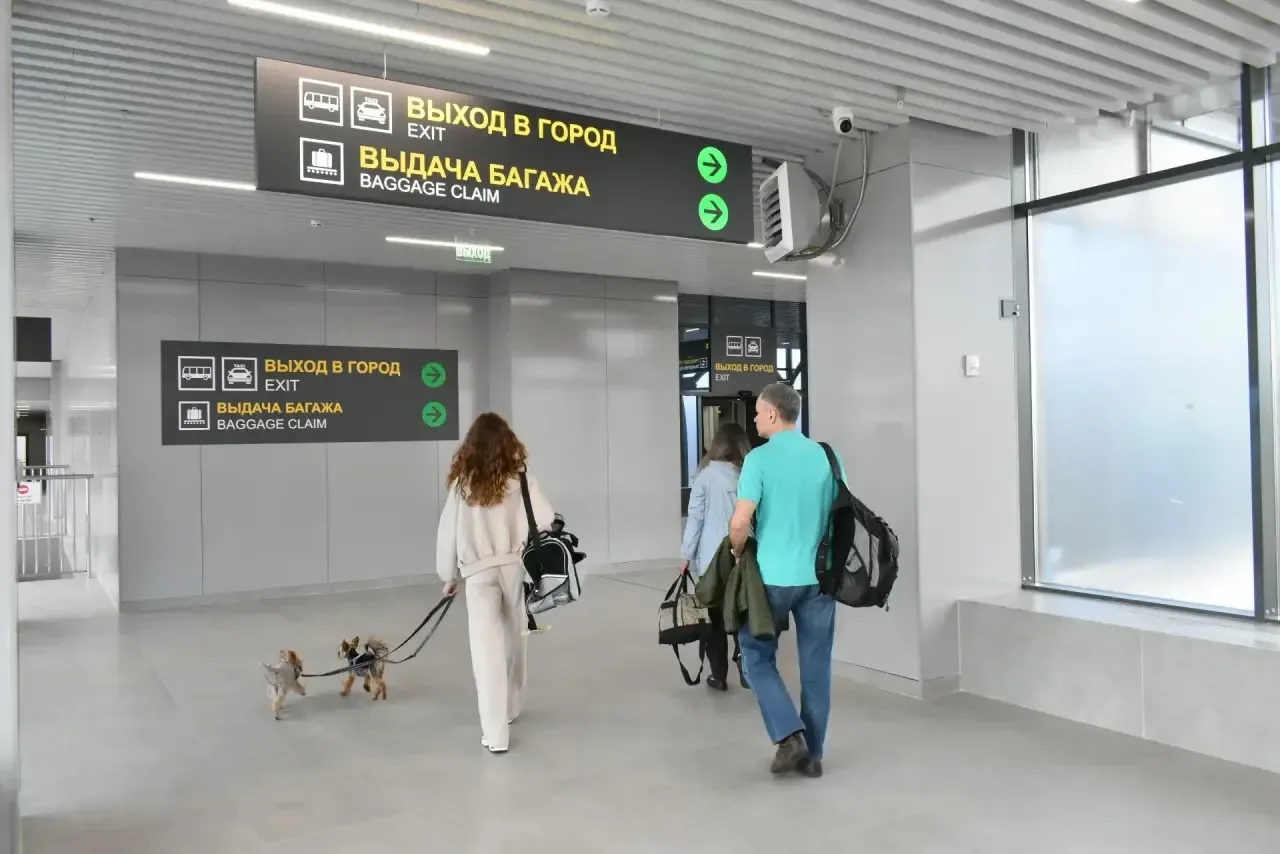 В уфимском аэропорту для удобства пассажиров открылась новая галерея прилета.  Работа по обустройств