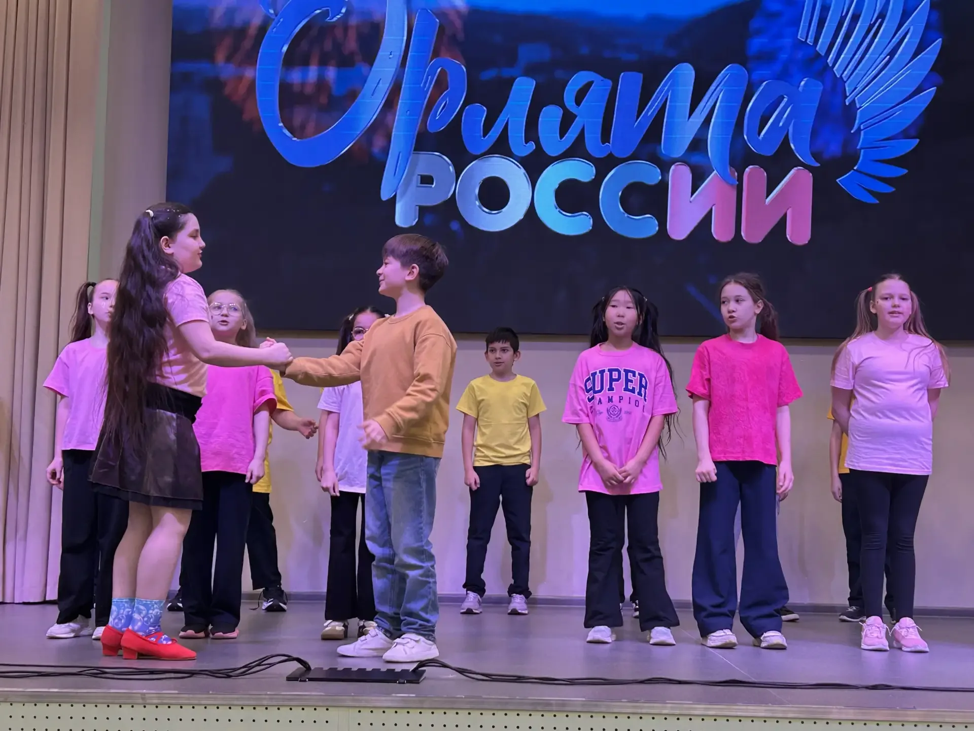 🎤Конкурс песни на Чарушинской  30 апреля прошел I школьный вокальный конкурс "Мелодия Орлят". Началь