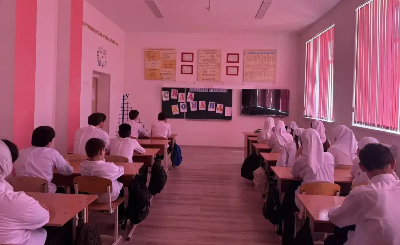 В нашей школе прошли очередные занятия цикла «Разговоры о важном», посвящённые теме «Что значит рабо