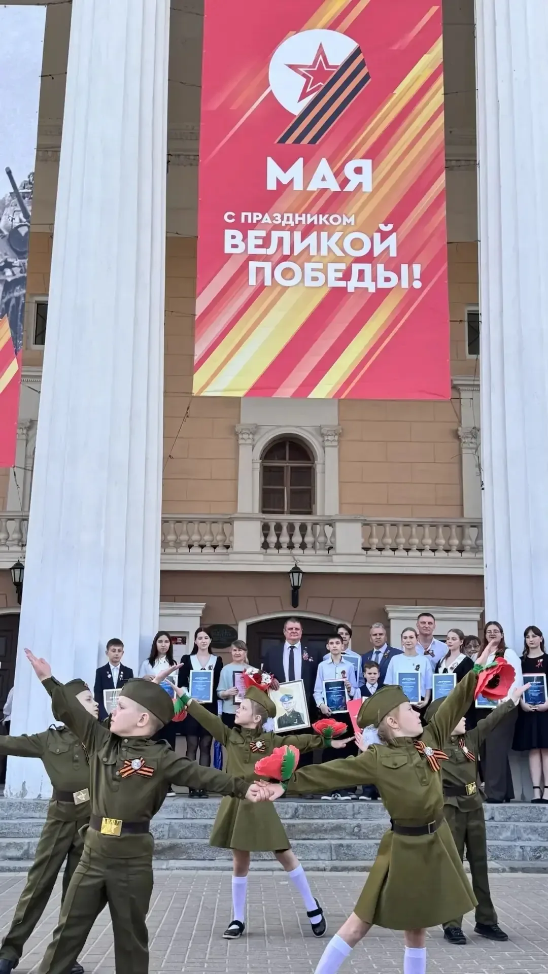 🌆 Вчера состоялась трогательная церемония награждения победителей регионального конкурса «Военкоры П