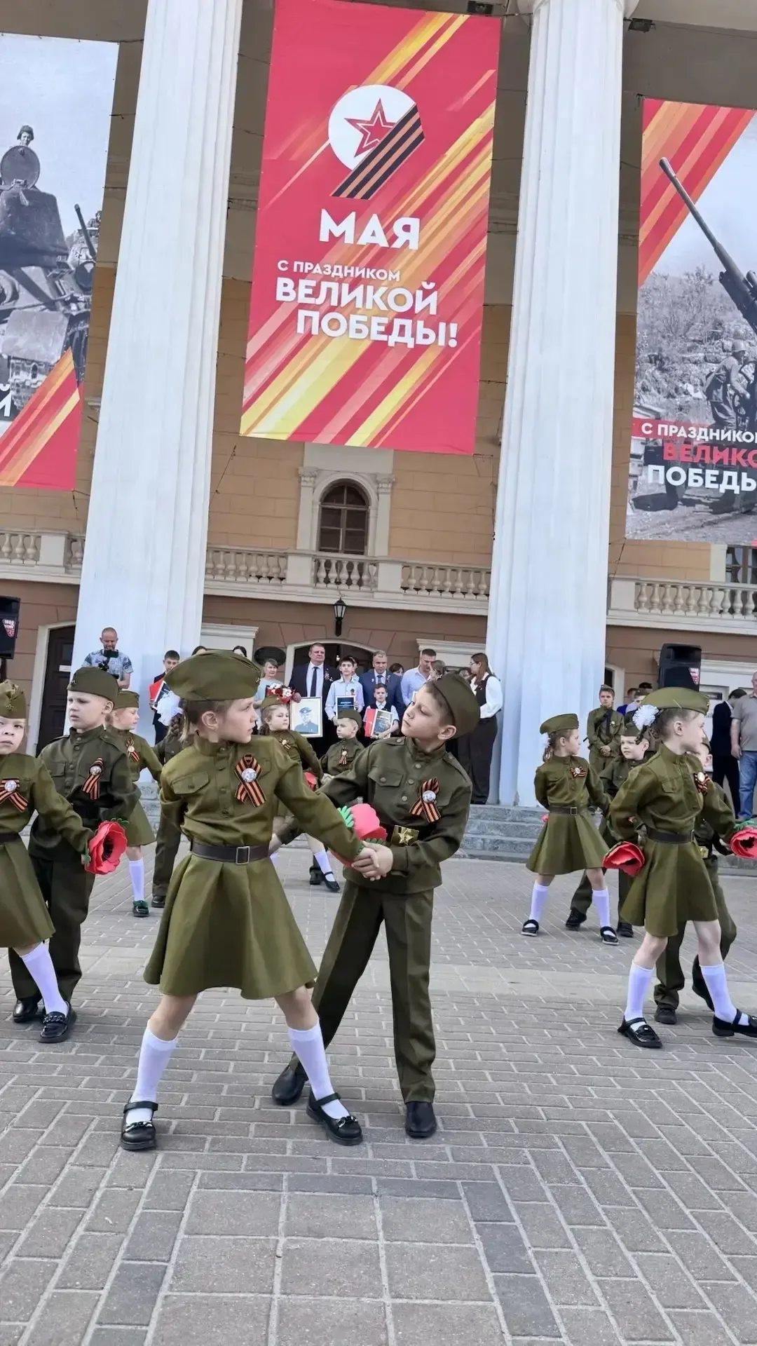🌆 Вчера состоялась трогательная церемония награждения победителей регионального конкурса «Военкоры П