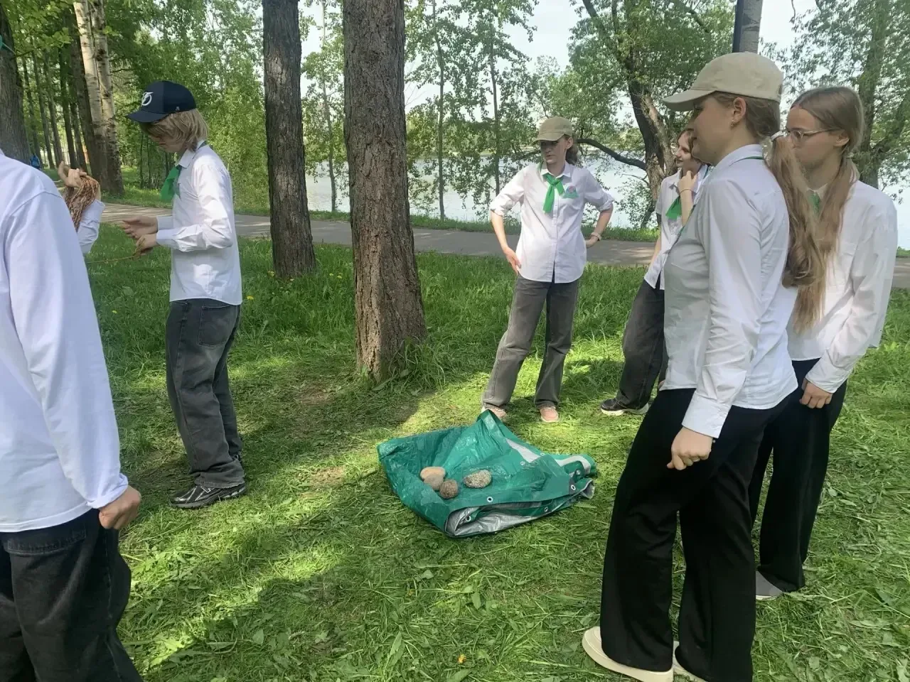 🏞️ПРАЗДНИК РЕКИ ИЖОРА 🏞️  19 мая 2026 г. команда учащихся 8В класса «Живая Ижора» приняла участие в 