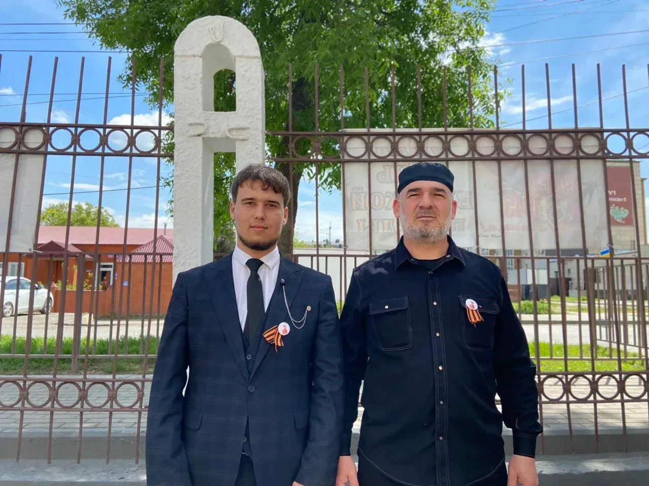 В рамках подготовки к празднованию 9 мая обучающиеся ГБПОУ «Гудермесский железнодорожный техникум» п