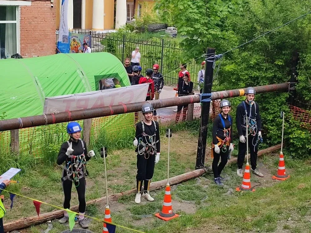 🏕️ Сегодня наша команда зажгла на туристическом слете!  Сегодняшний день выдался по-настоящему спорт