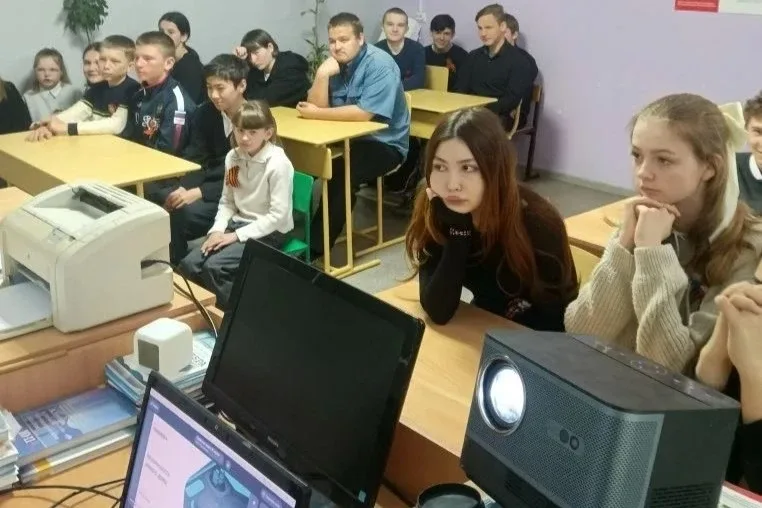30 апреля для школьников Саратовской области состоялся областной открытый урок от АО «Лаборатория Ка