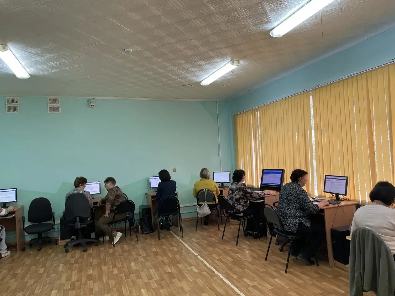 12 мая Саратовским областным институтом развития образования совместно с управлением образования адм