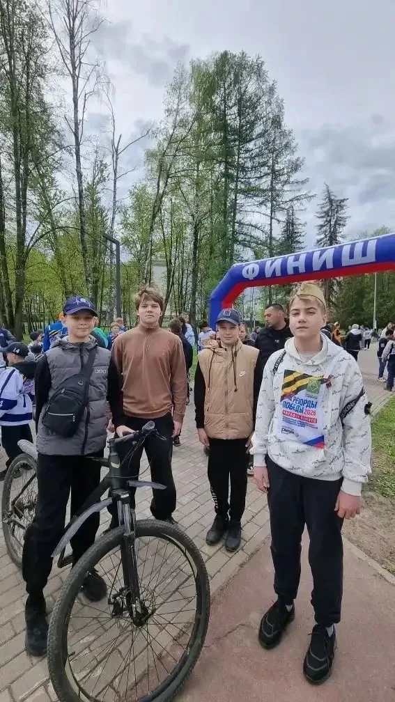 🏃‍♂️🇷🇺 ГИМНАЗИСТЫ — В ЗАБЕГЕ ПОБЕДЫ!*🇷🇺🏃‍♀️  9 мая  наши ученики приняли участие в патриотической ак