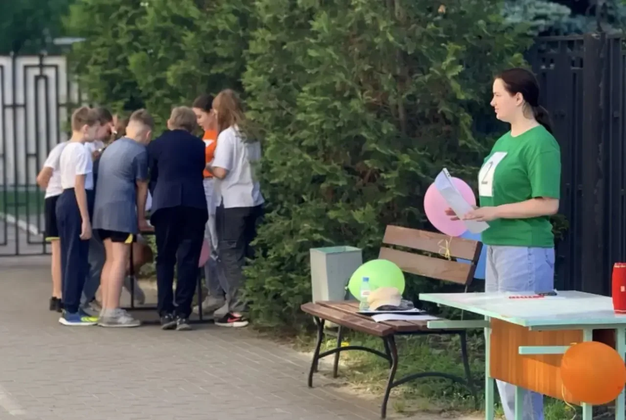 ВСТРЕЧАЕМ ЛЕТО💥  🎓 Студенты Брянского областного колледжа искусств провели яркий праздник лета для у