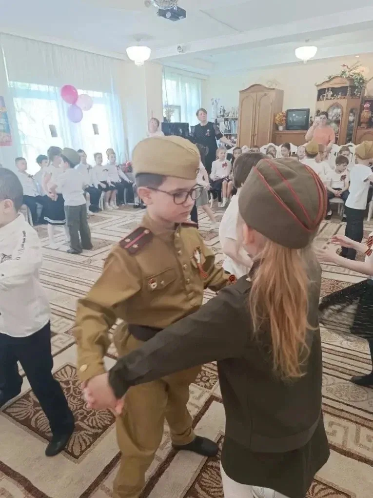 🎖️ МАЛЫШИ, КОТОРЫЕ ПОМНЯТ 🎖️ Детский садик «Чудо-Град» доказывает: память о Победе живёт не только в