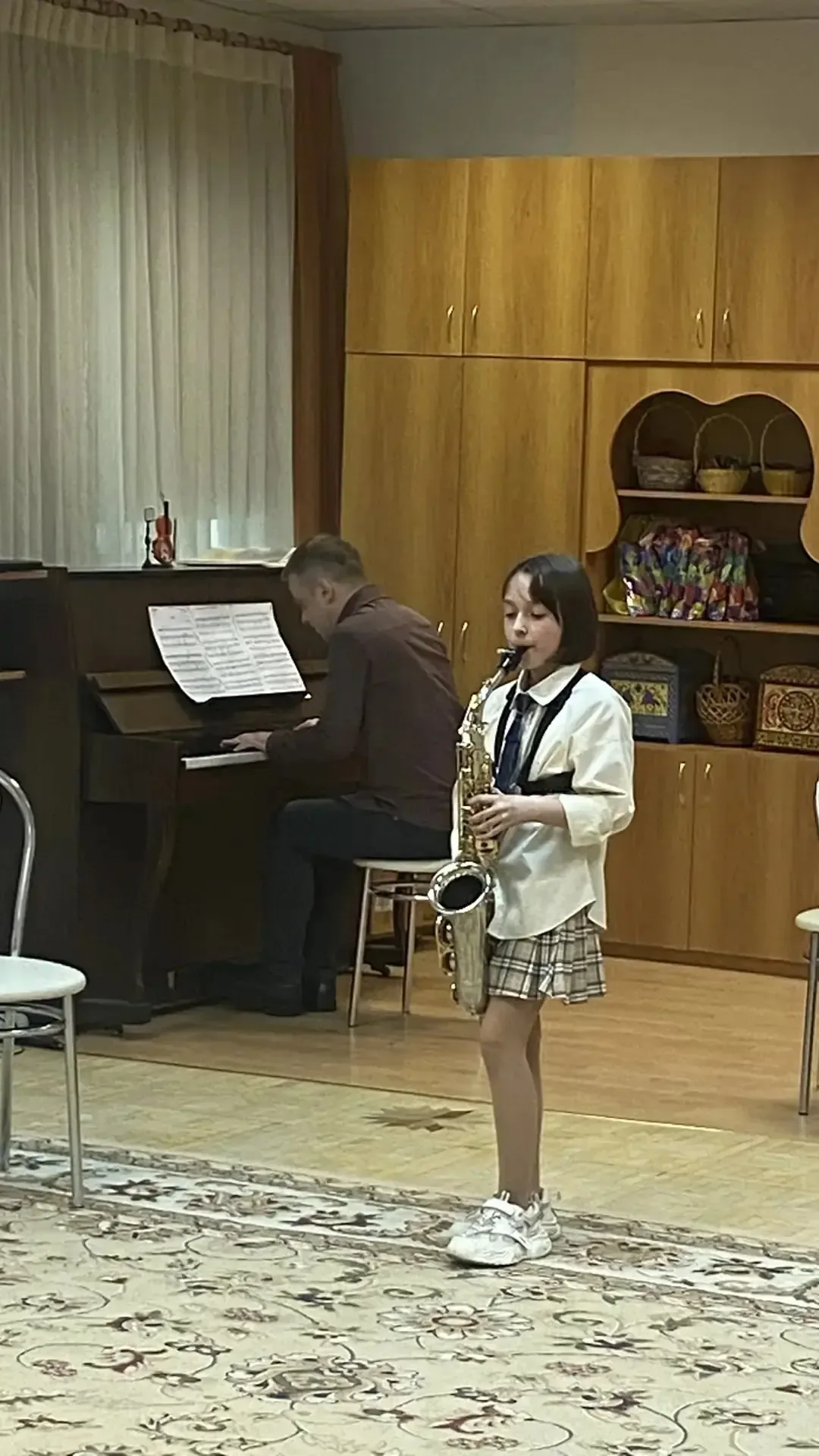 🎵 ФИНАЛЬНЫЙ АККОРД! 🎵 🎼 В музыкальном зале площадки «Гармония» прошёл заключительный в этом учебном 