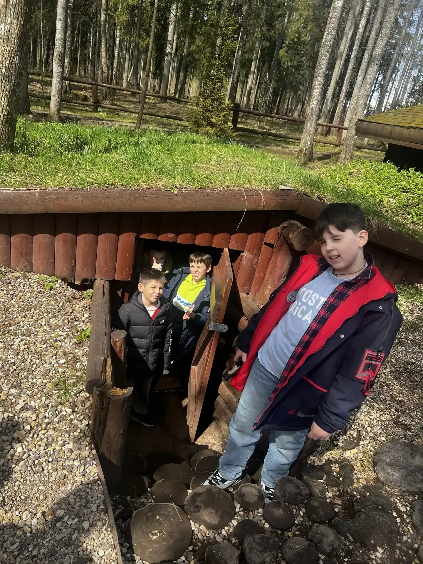 🎖️ ПАРТИЗАНСКИЕ ТРОПЫ И СТАЛЬНЫЕ ГИГАНТЫ: 3Н В ПАРКЕ ПАТРИОТ 🎖️ Представьте: стоишь рядом с настоящи