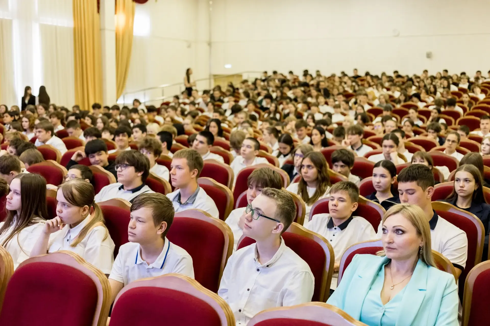 🎷 Джаз в школе:  концерт, который покорил сердца 🎷   🎉 14 мая в нашей школе состоялось творческое со