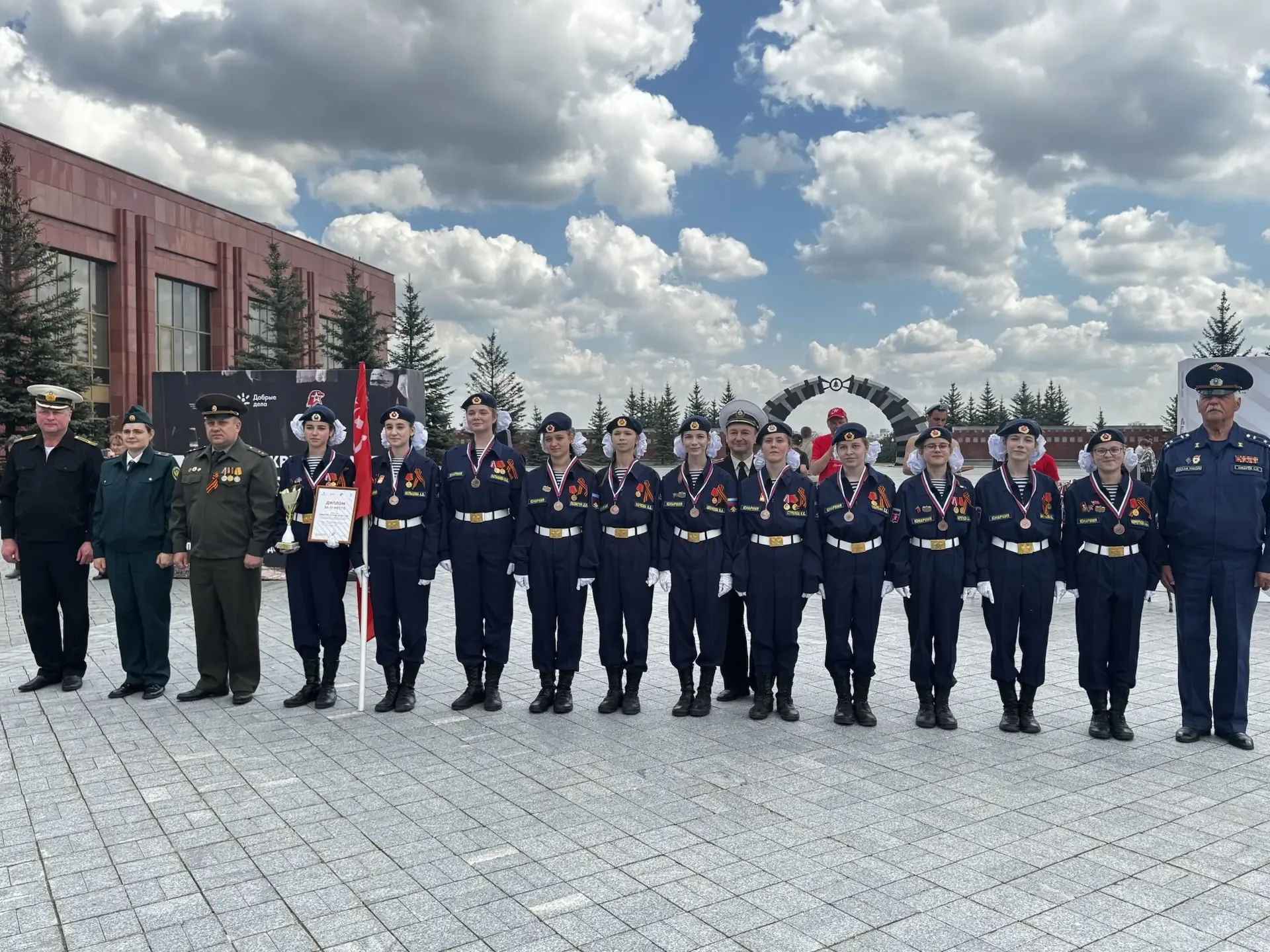 Юнармейцы Домодедовской школы №1 взяли бронзу на престижном смотре строя и песни   16 мая 2026 года 