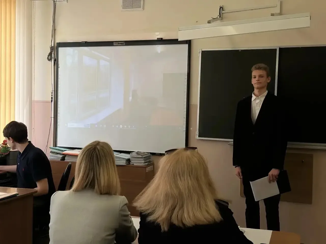 Защитили проекты - по всем правилам науки 📚✨  На этой неделе в нашей школе прошла защита индивидуаль