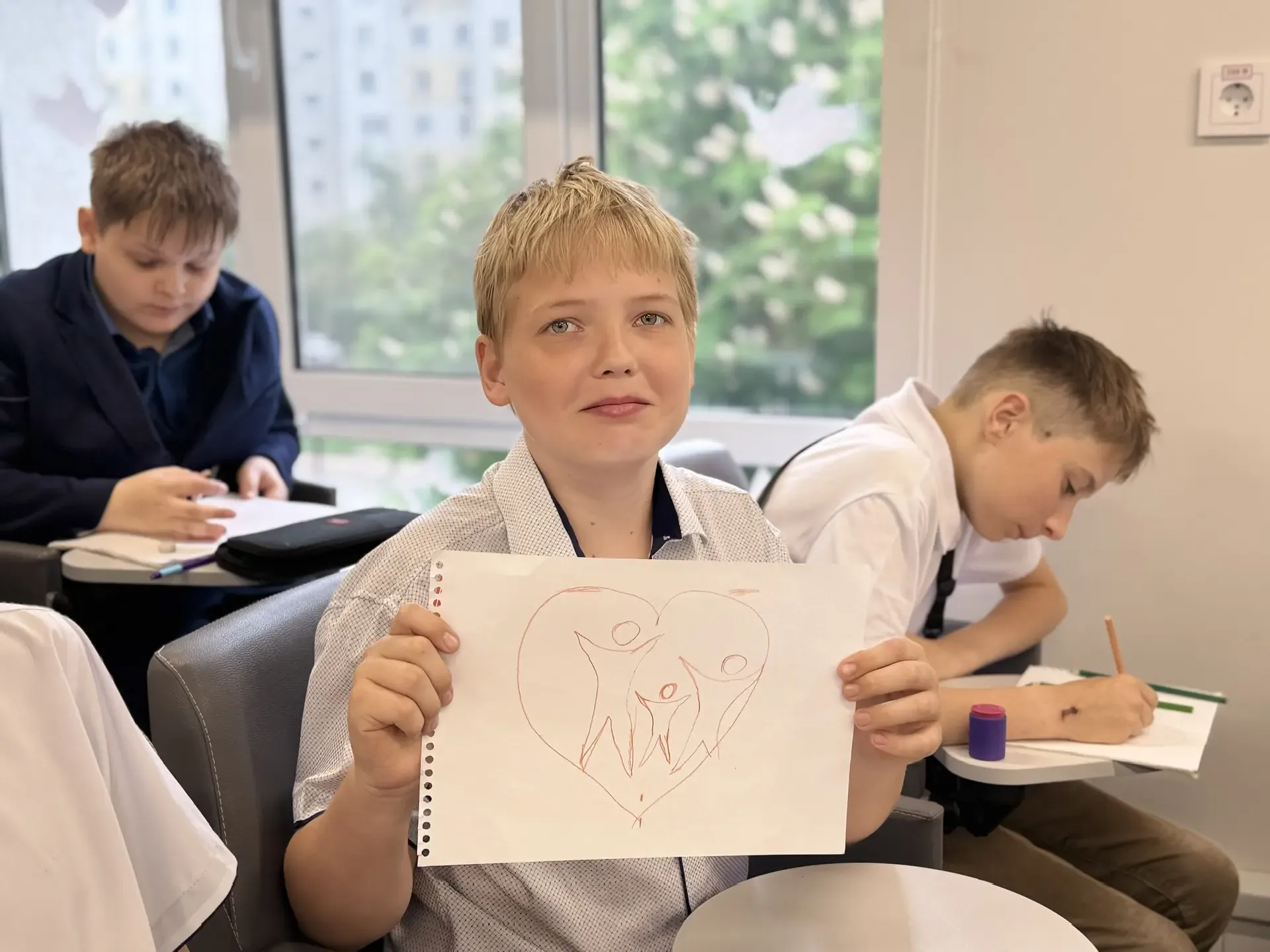 👨‍👩‍👧 Международный день семьи: тепло и английский язык!  Сегодня в гимназии отметили Международный 