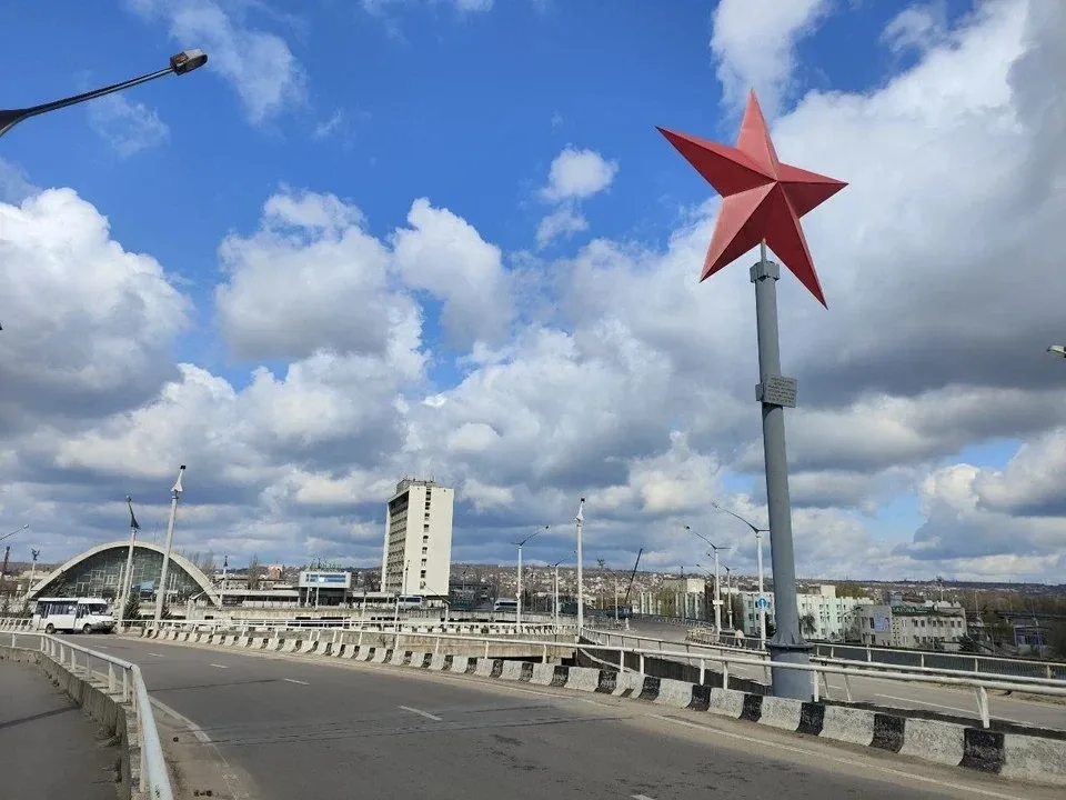 🔥 Экстренное предупреждение в ЛНР из-за высокой пожароопасности  До конца суток 16 мая и в течение 1