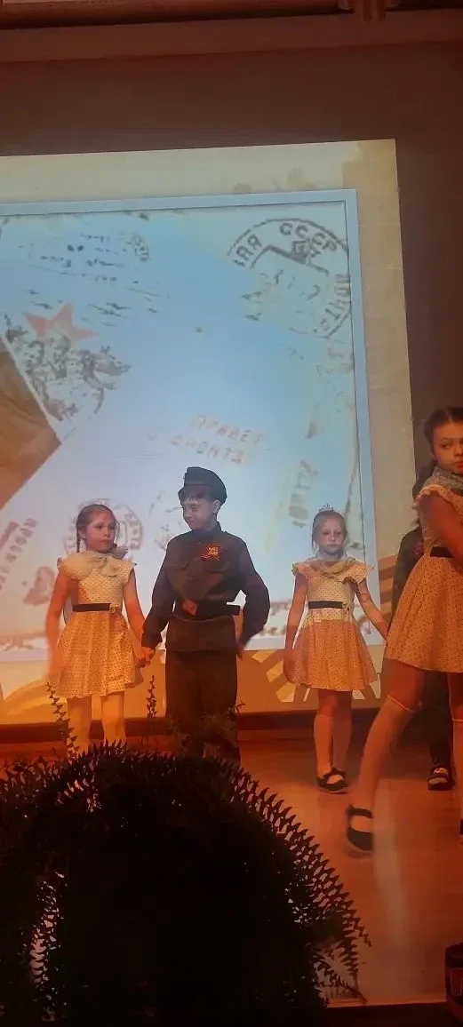 Праздничный концерт ко Дню Победы 🏵️  🎊 Праздничный концерт ко Дню Победы в МАОУ СОШ №6 г. Южно-Саха