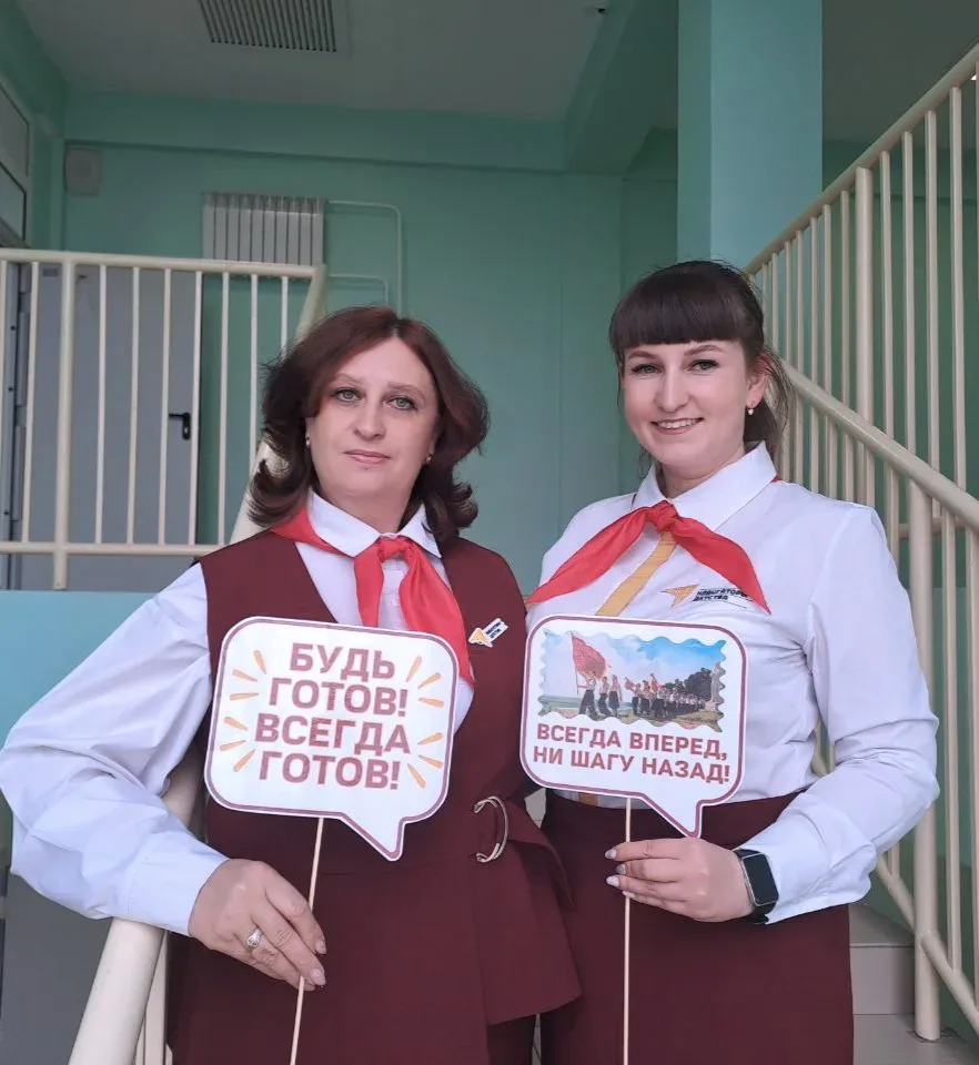 Один день из жизни советника: взгляд учеников и президента школы  Для нас, учеников, советник директ