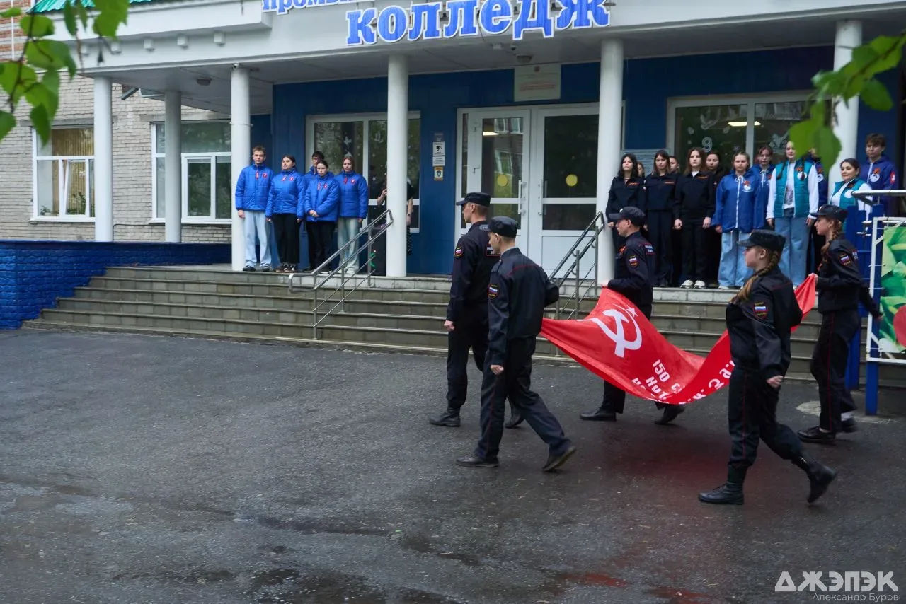 🎖 В преддверии 81-й годовщины Великой Победы наш колледж с гордостью принял эстафету Всероссийской а