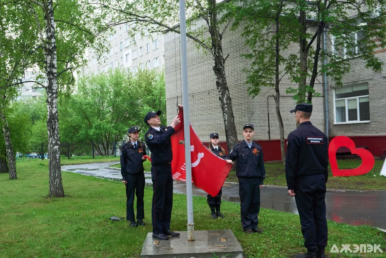 🎖 В преддверии 81-й годовщины Великой Победы наш колледж с гордостью принял эстафету Всероссийской а
