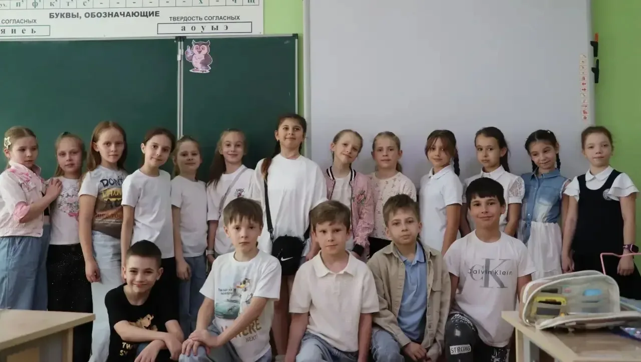 🔥 МОДНЫЙ ДЖИНСОВЫЙ ПРИГОВОР! 🔥   Сегодня в Гимназии №4 гремел легендарный Джинсовый день в рамках «Н
